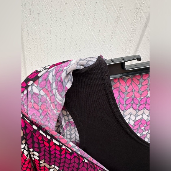 *FINAL PRICE* Notations Magenta And Black Swirl Top - Picture 4 of 7